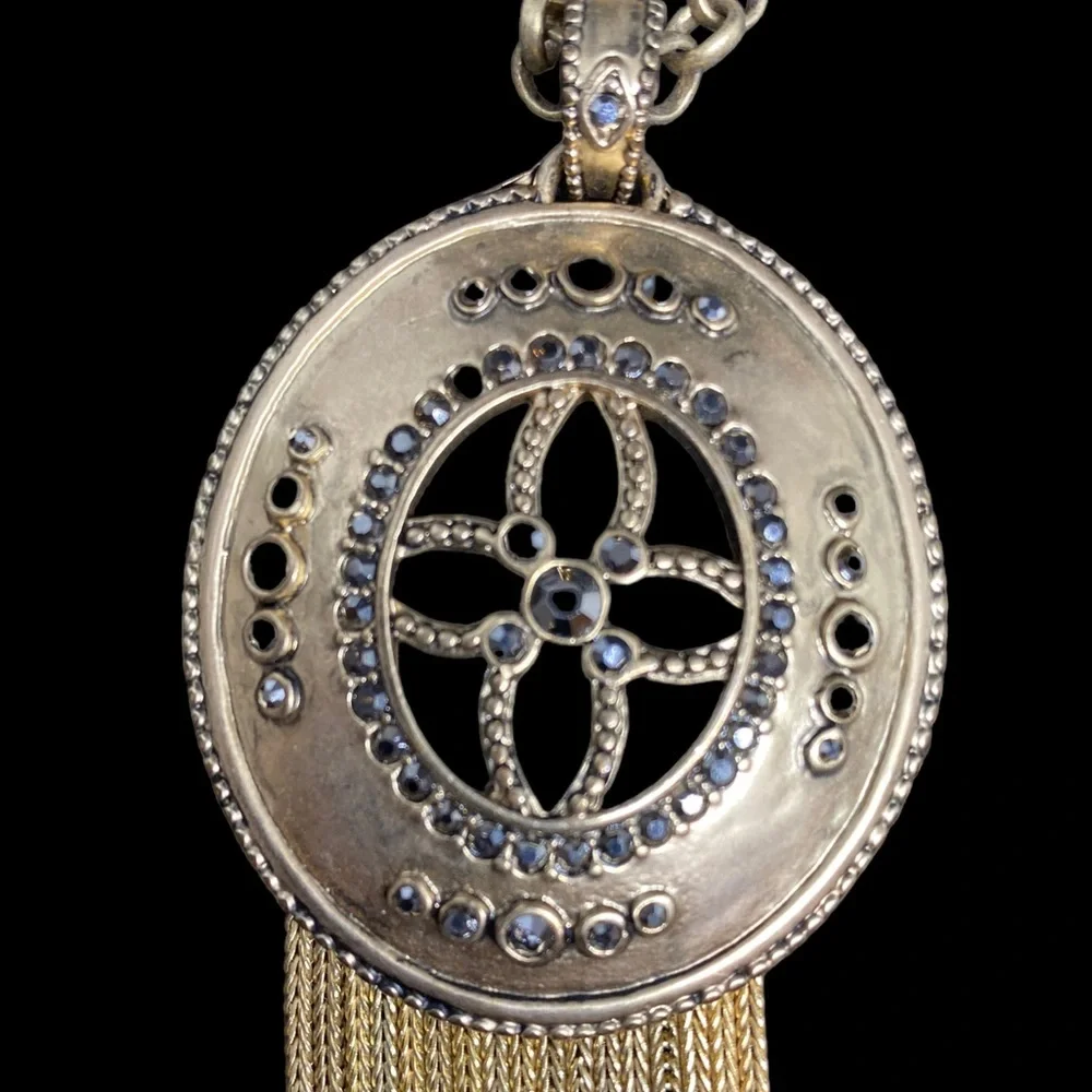 Chico's Gold Tone oval pendant Rhinestone long fringe necklace_8